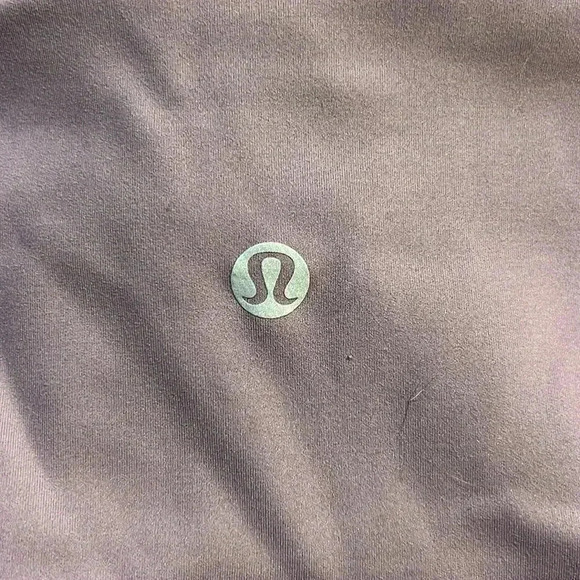 Lululemon - In Movement Crop*Everlux 19” (Smoked Mulberry) Size 6 - Picture 7 of 9